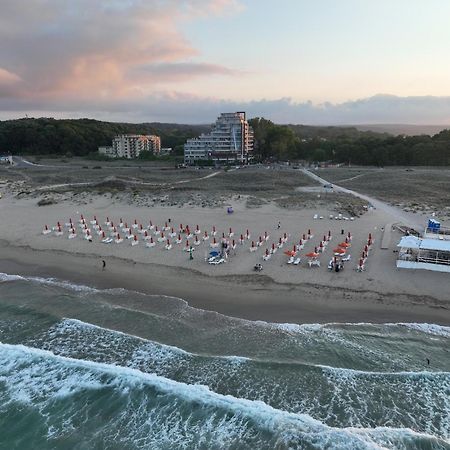 Allure Beach Resort Aparthotel Primorsko Eksteriør billede