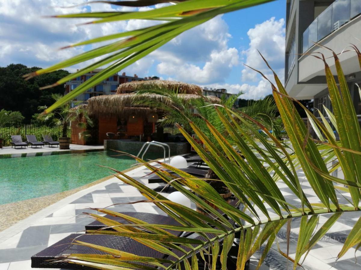 Allure Beach Resort Aparthotel Primorsko Eksteriør billede