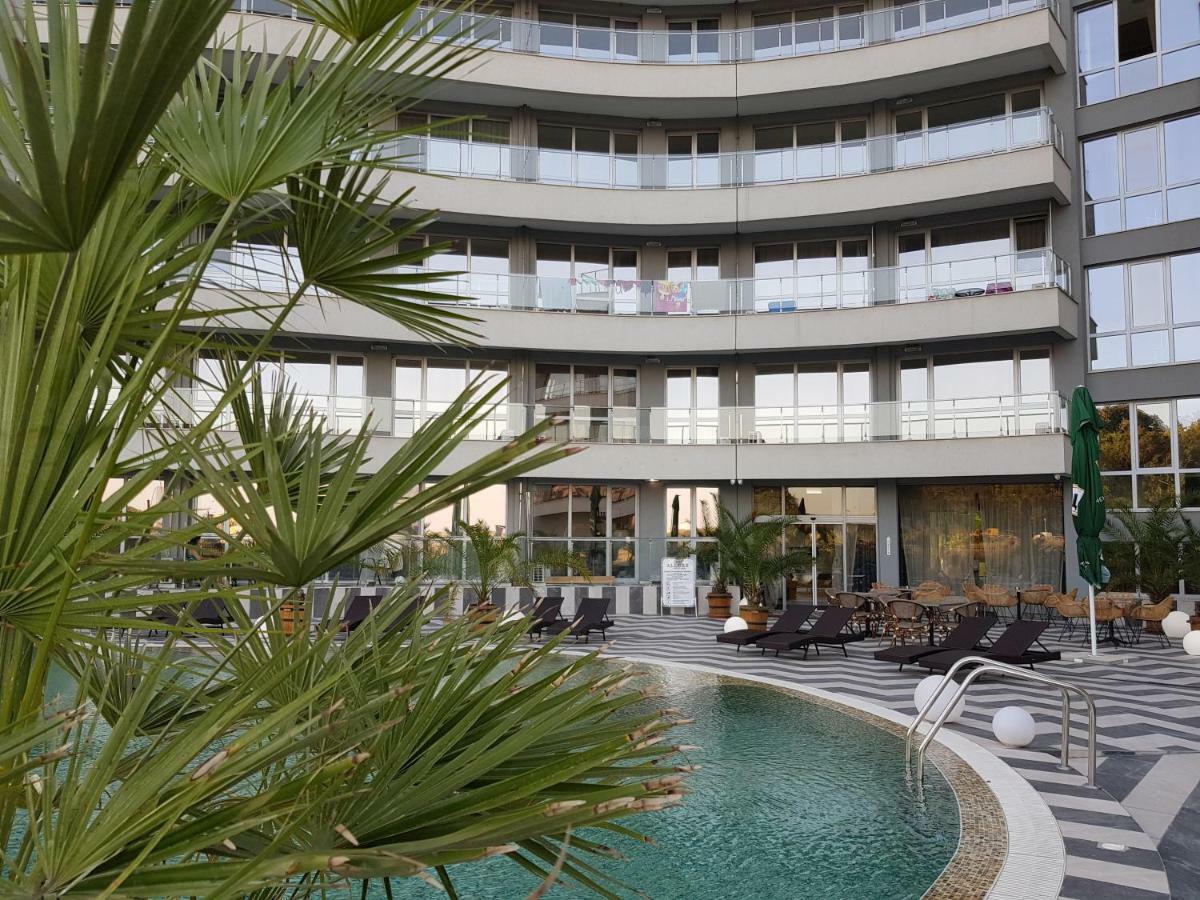 Allure Beach Resort Aparthotel Primorsko Eksteriør billede